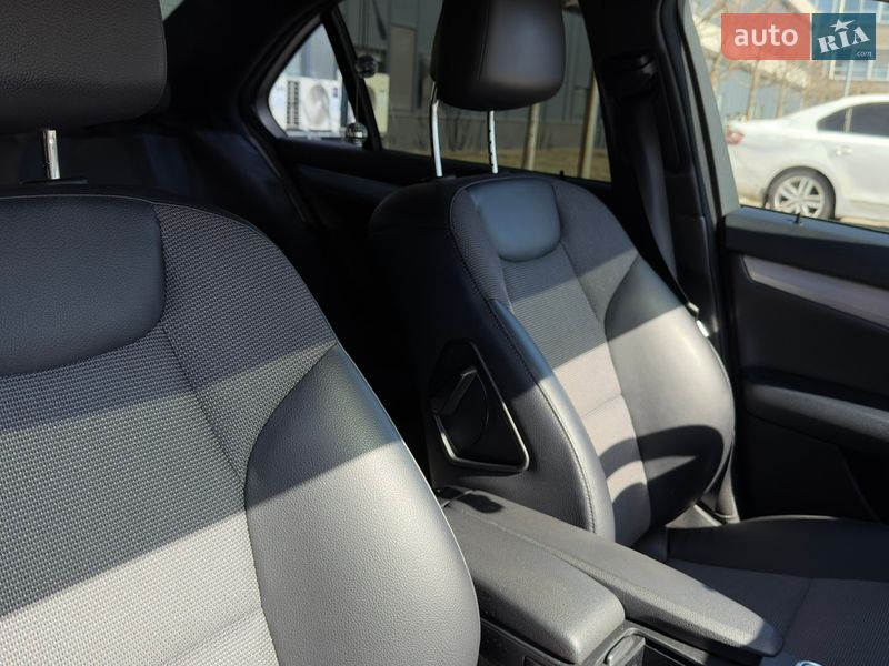 Седан Mercedes-Benz C-Class 2013 в Киеве