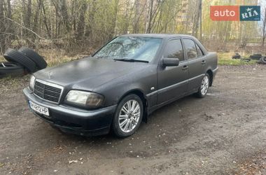 Седан Mercedes-Benz C-Class 1997 в Вышгороде