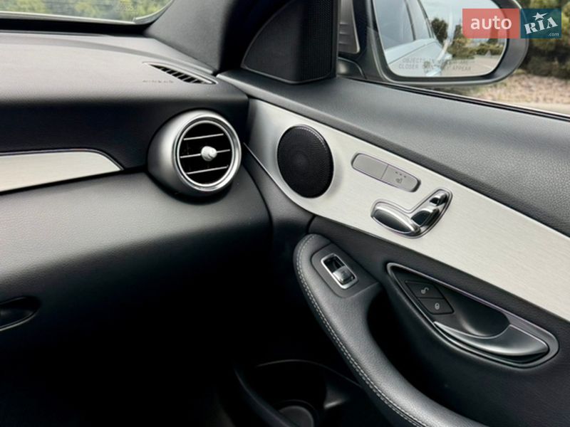 Седан Mercedes-Benz C-Class 2019 в Киеве
