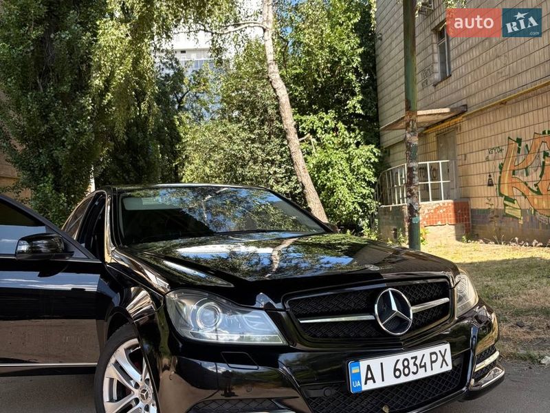 Mercedes-Benz C-Class 2012