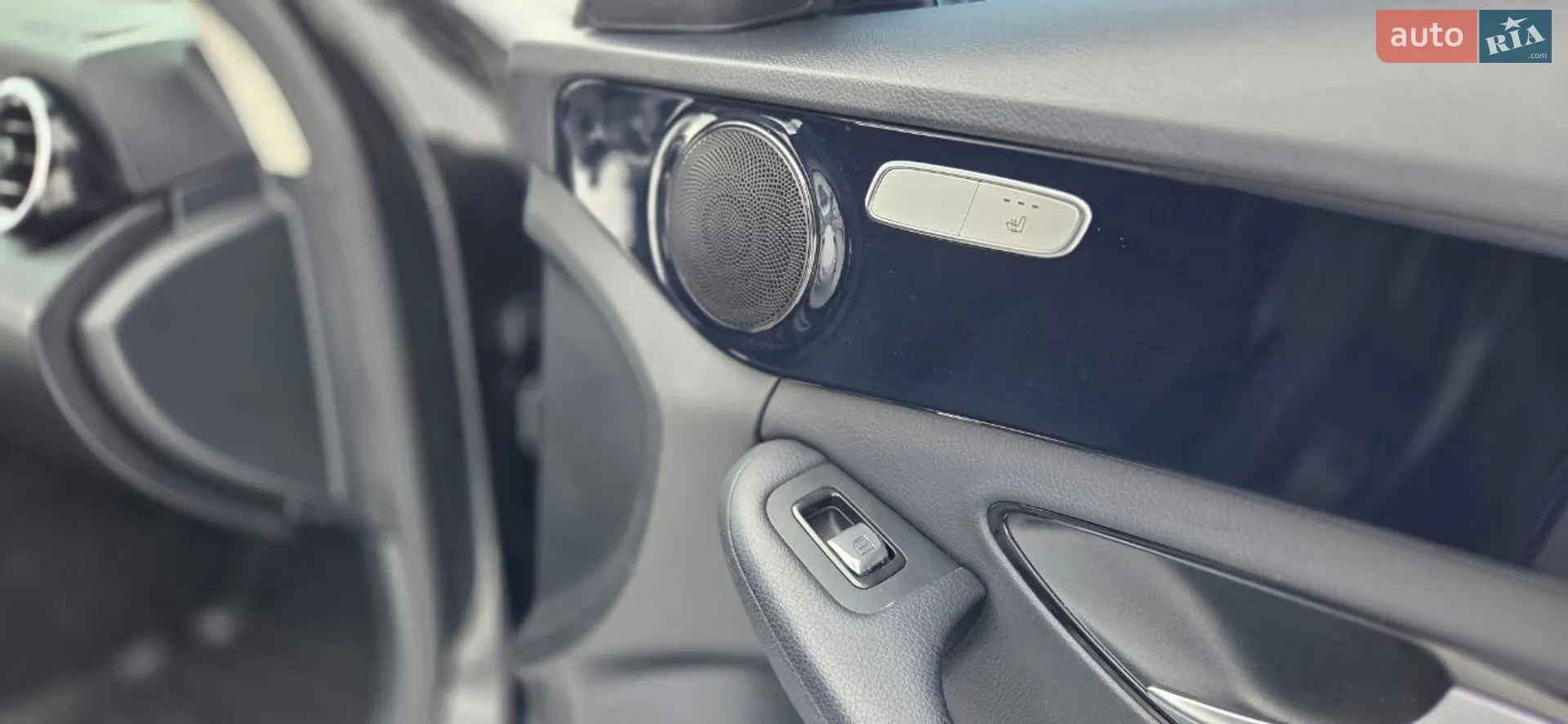2016 Mercedes-Benz C-klasse - мініатюра 35