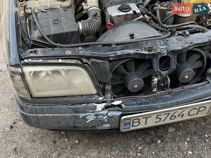 Седан Mercedes-Benz C-Class 1994 в Херсоне