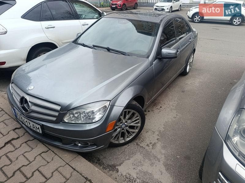Mercedes-Benz C-Class 2010