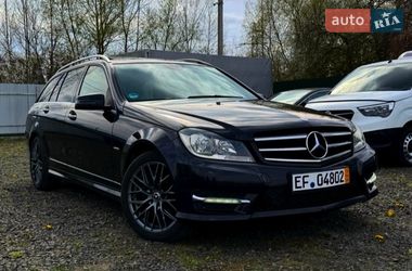 Універсал Mercedes-Benz C-Class 2014 в Луцьку