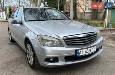 Універсал Mercedes-Benz C-Class 2009 в Одесі