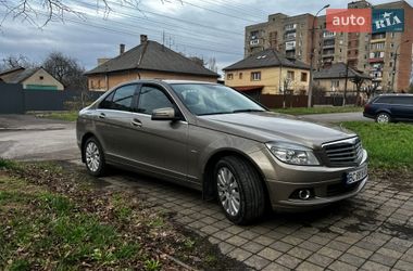 Седан Mercedes-Benz C-Class 2010 в Ужгороде
