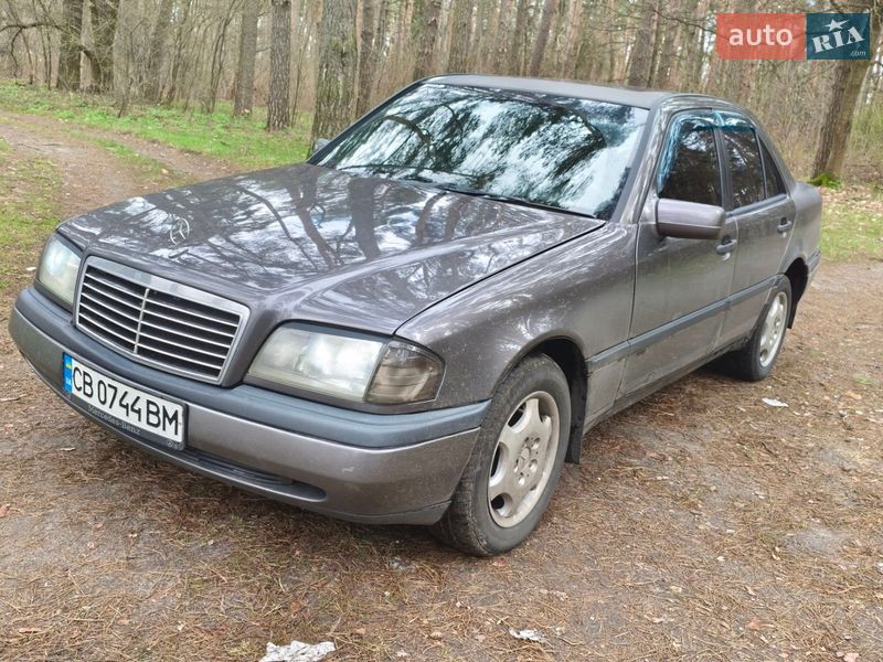 Mercedes-Benz C-Class 1995