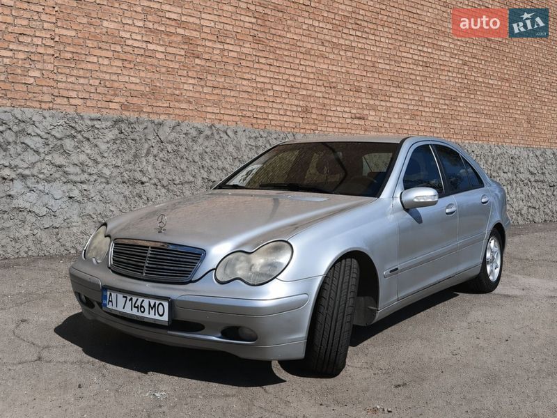 Mercedes-Benz C-Class 2002