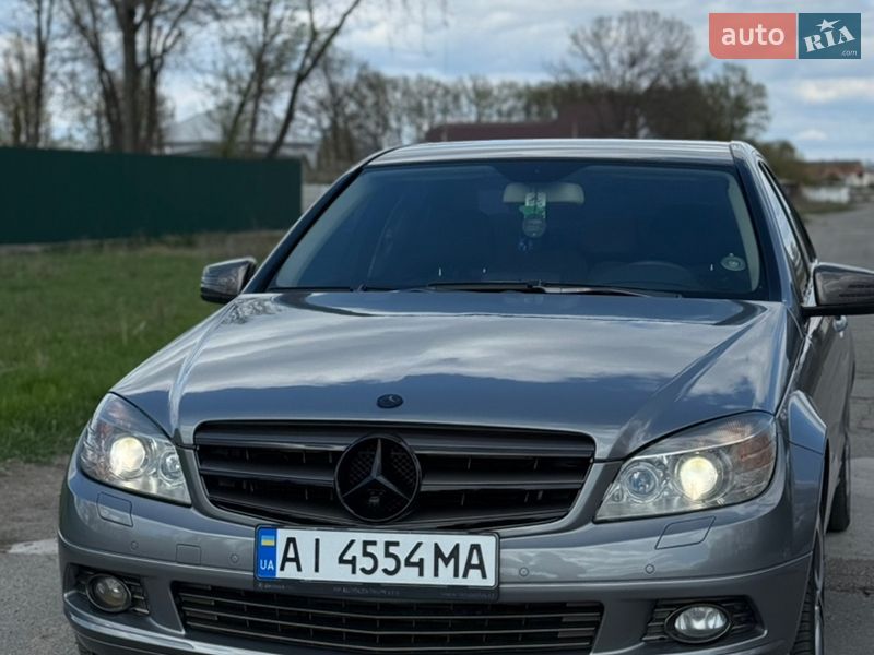 Mercedes-Benz C-Class 2010