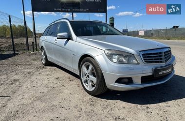 Універсал Mercedes-Benz C-Class 2010 в Києві
