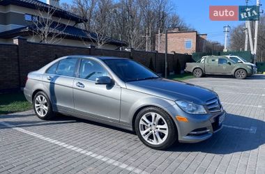 Седан Mercedes-Benz C-Class 2012 в Вінниці