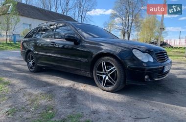Универсал Mercedes-Benz C-Class 2002 в Барановке