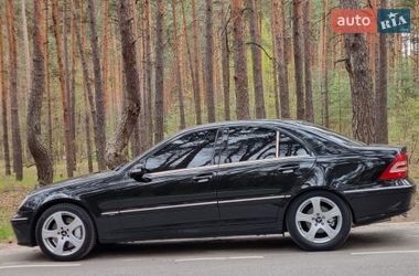 Седан Mercedes-Benz C-Class 2004 в Полтаве