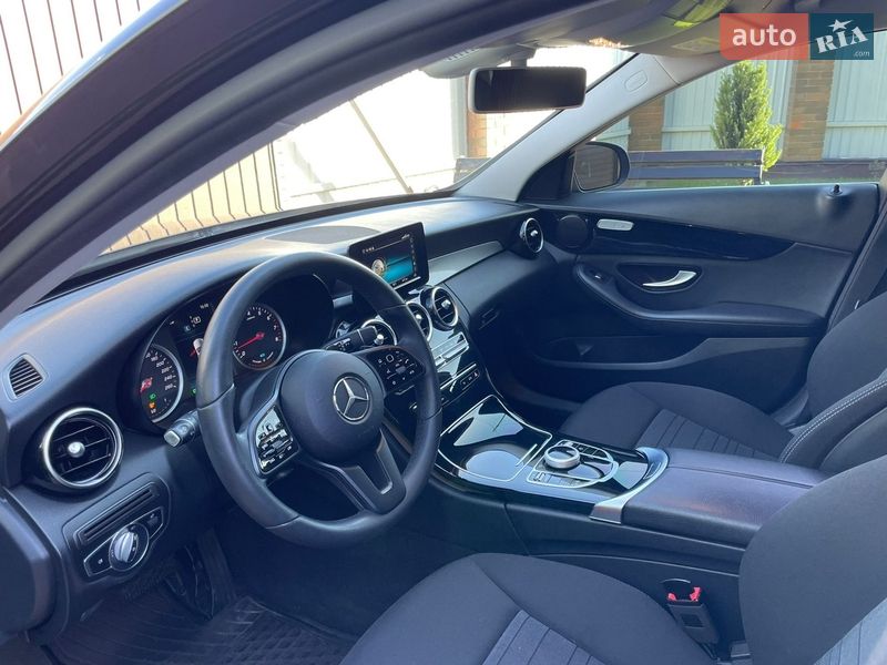 Седан Mercedes-Benz C-Class 2018 в Києві