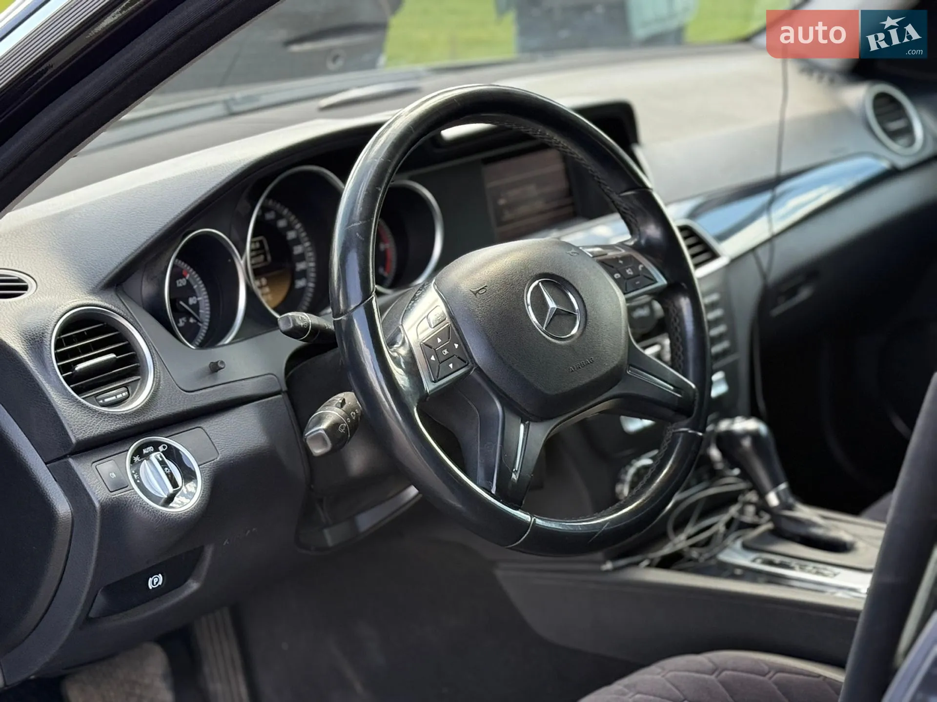 2011 Mercedes-Benz C-klasse - мініатюра 16