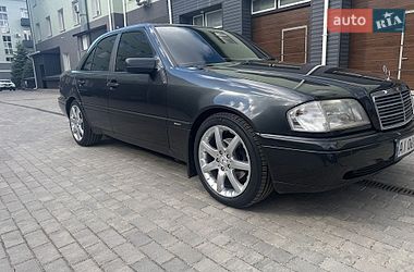 Седан Mercedes-Benz C-Class 1994 в Житомире