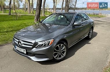 Седан Mercedes-Benz C-Class 2017 в Киеве
