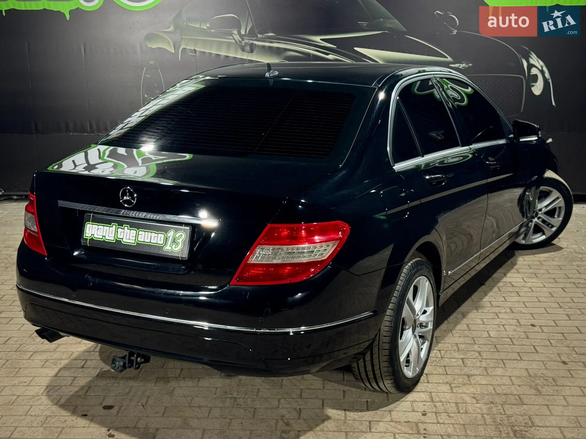 2010 Mercedes-Benz C-klasse - мініатюра 7