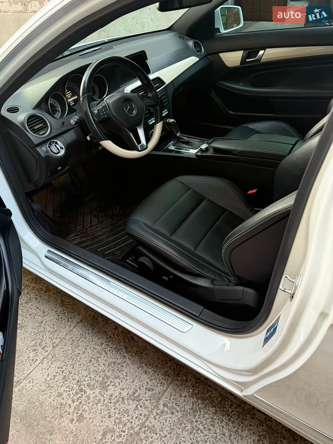 2012 Mercedes-Benz C-klasse - мініатюра 17