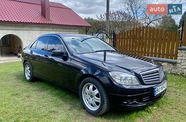 Седан Mercedes-Benz C-Class 2008 в Тернополі