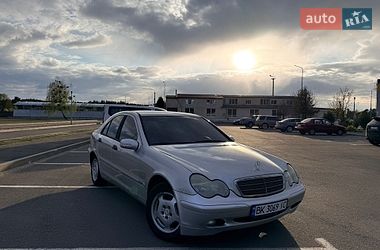 Седан Mercedes-Benz C-Class 2003 в Сарнах