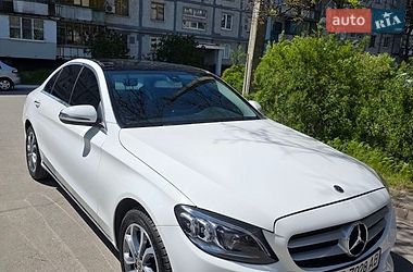 Седан Mercedes-Benz C-Class 2017 в Запоріжжі
