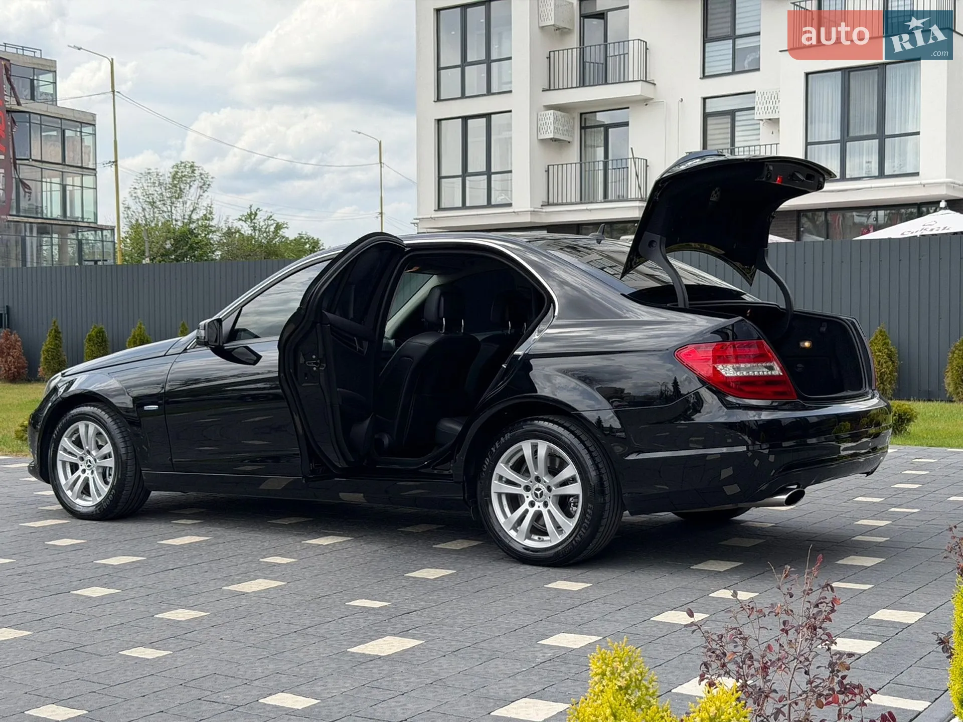 2011 Mercedes-Benz C-klasse - мініатюра 45