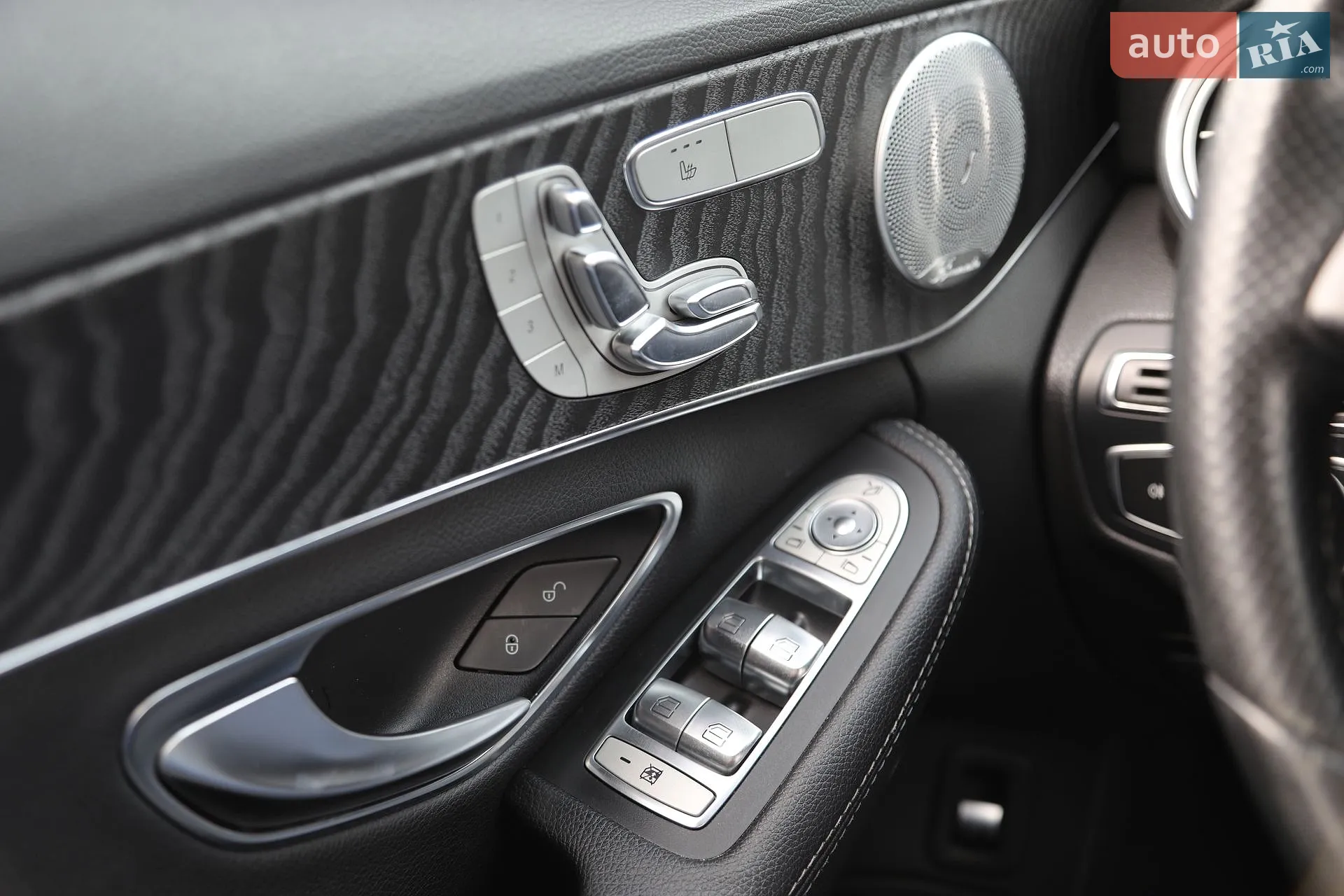 2016 Mercedes-Benz C-klasse - мініатюра 26