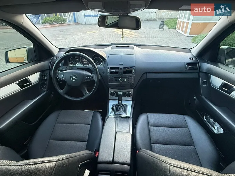 Mercedes-Benz C-Class 2009 VIN WDD2040871F458048 фото оголошення 30 з 91
