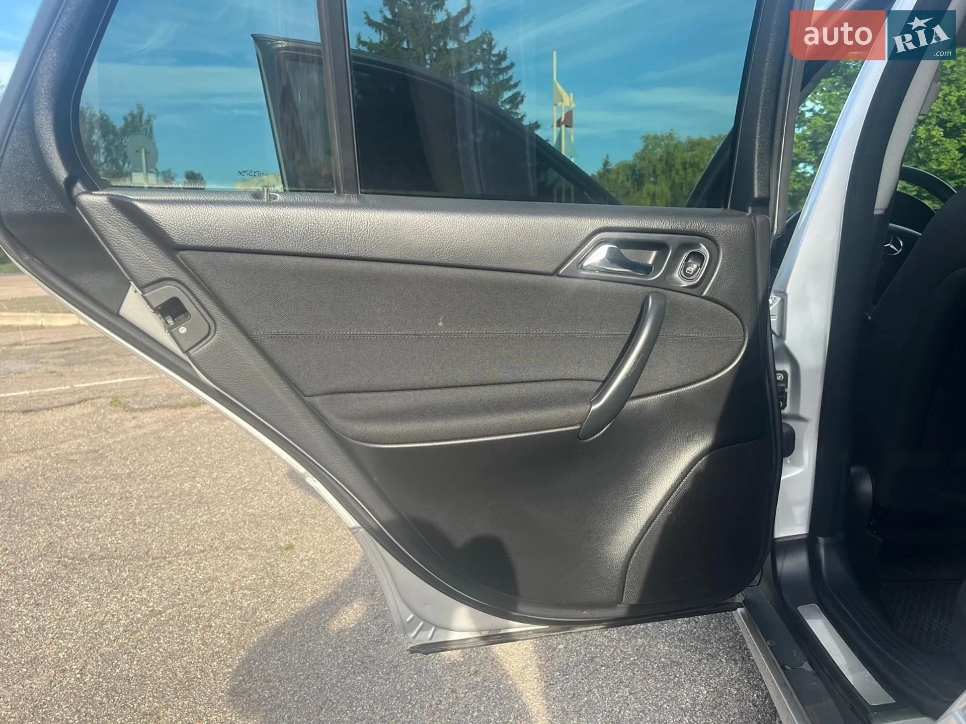 Mercedes-Benz C-Class 2005 VIN WDB2032461F715156 фото оголошення 11 з 19