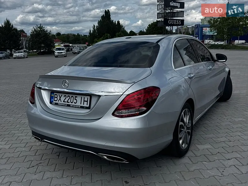 Mercedes-Benz C-Class 2015 VIN 55SWF4JB0GU132721 фото оголошення 12 з 65