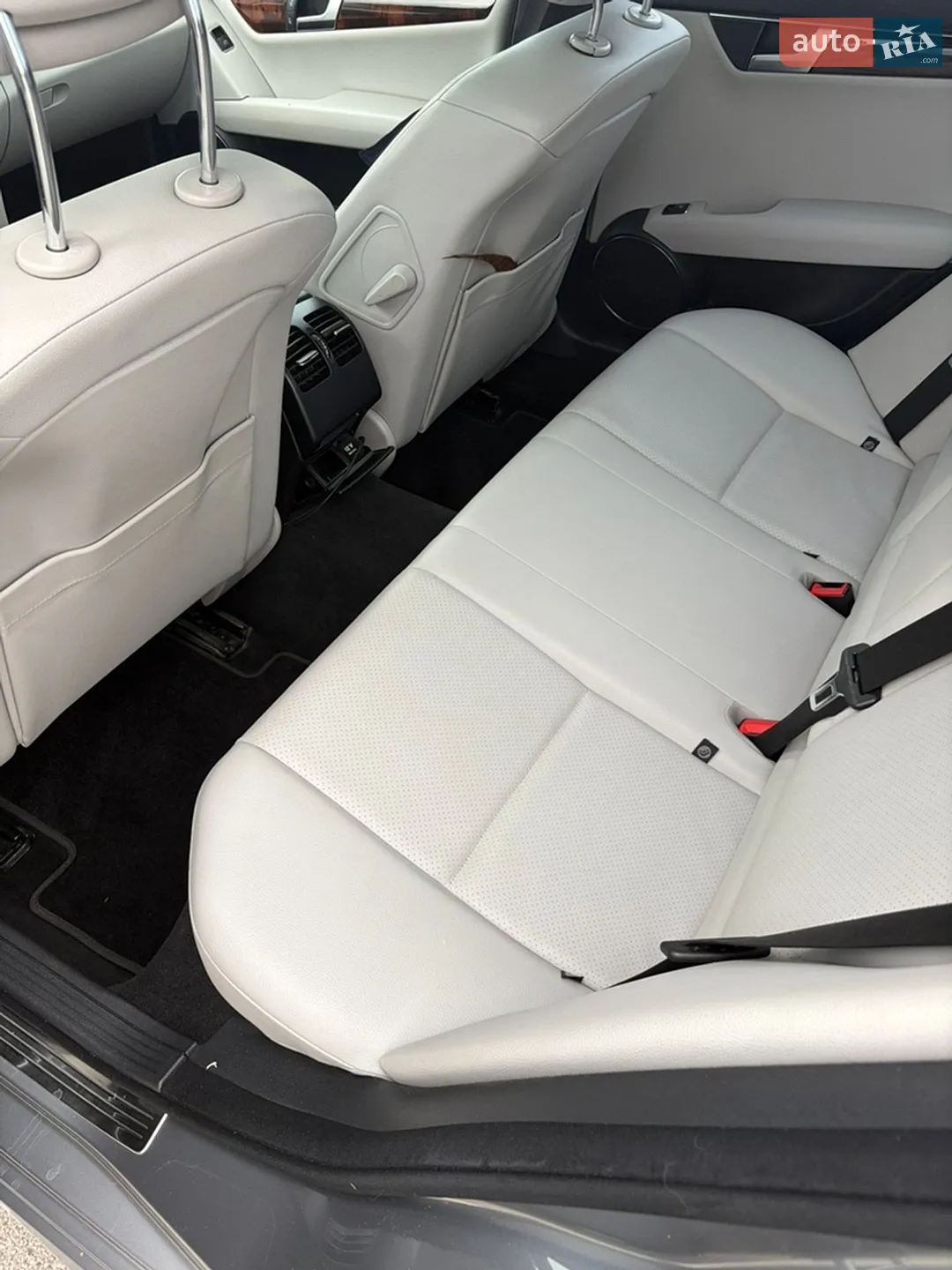 2012 Mercedes-Benz C-klasse - мініатюра 11