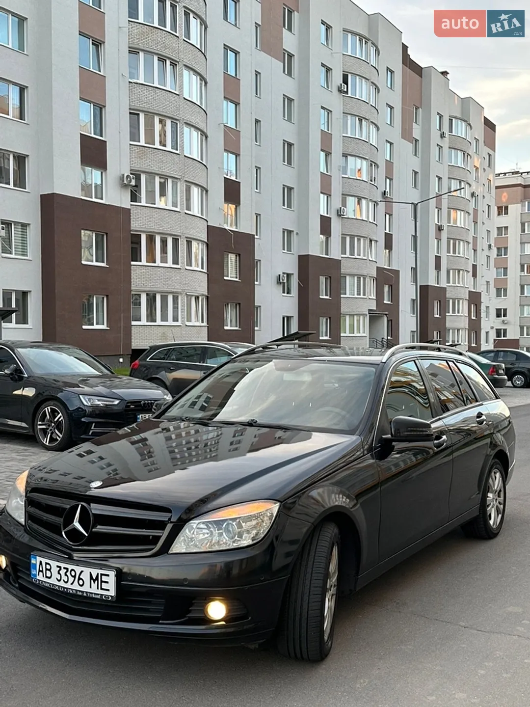 2010 Mercedes-Benz C-klasse - мініатюра 3