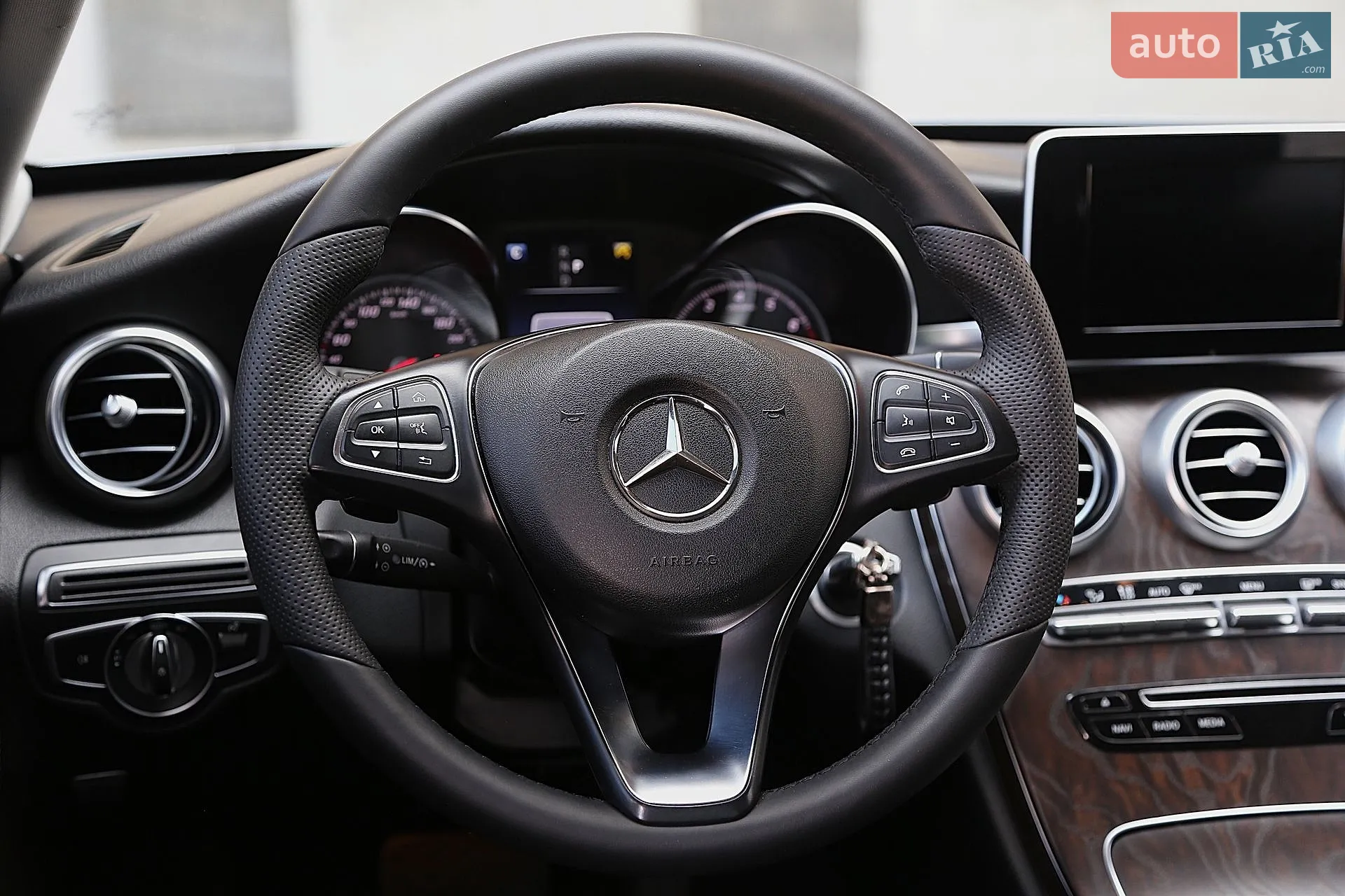 2017 Mercedes-Benz C-klasse - мініатюра 16
