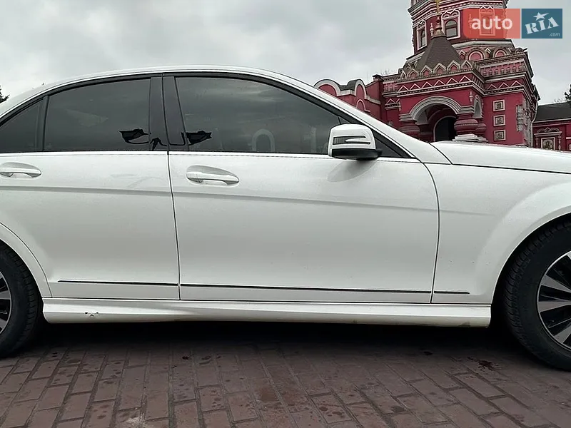 Mercedes-Benz C-Class 2013 VIN WDD2040841A921279 фото оголошення 9 з 74
