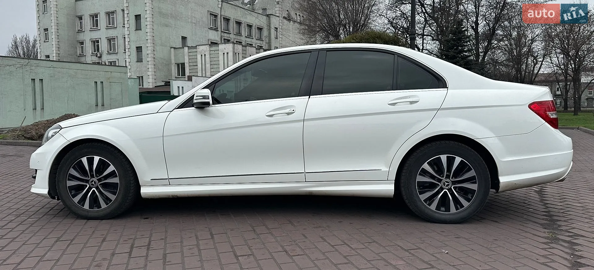 Mercedes-Benz C-Class 2013 VIN WDD2040841A921279 фото оголошення 13 з 35