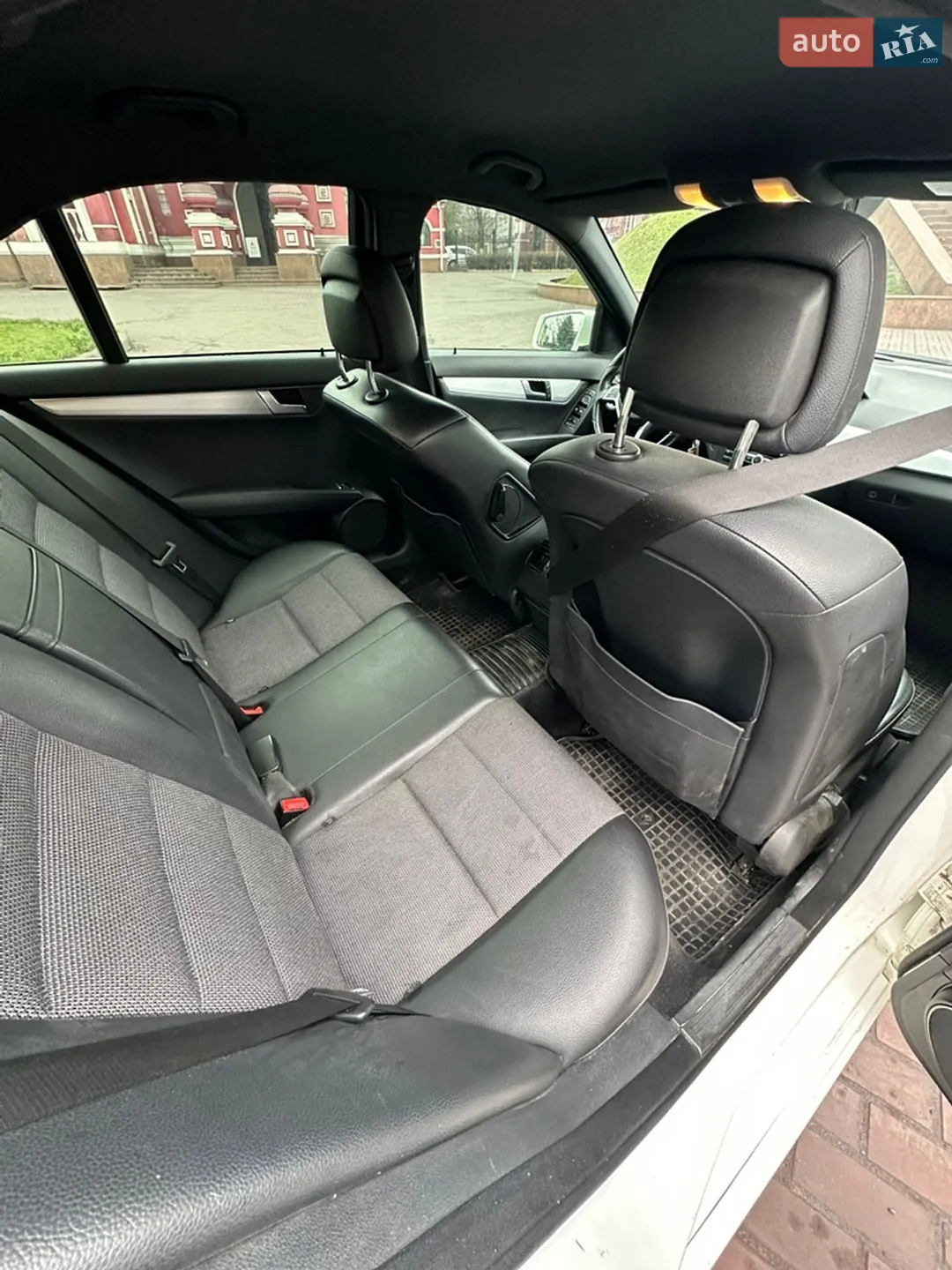 Mercedes-Benz C-Class 2013 VIN WDD2040841A921279 фото оголошення 20 з 35