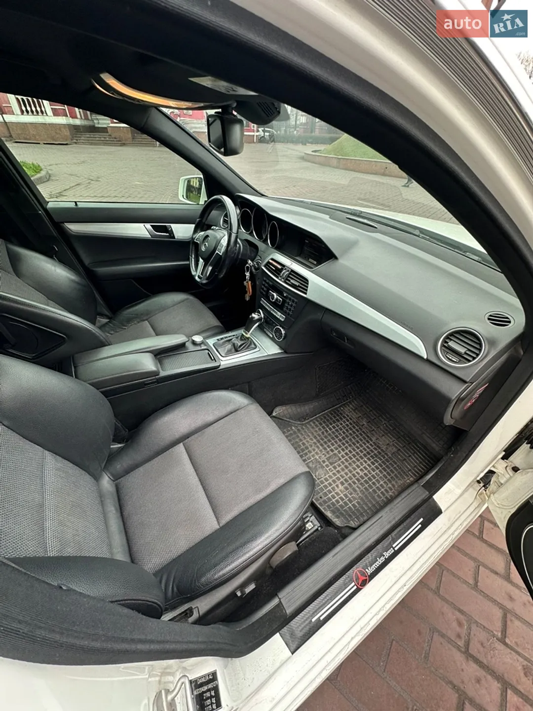Mercedes-Benz C-Class 2013 VIN WDD2040841A921279 фото оголошення 23 з 35