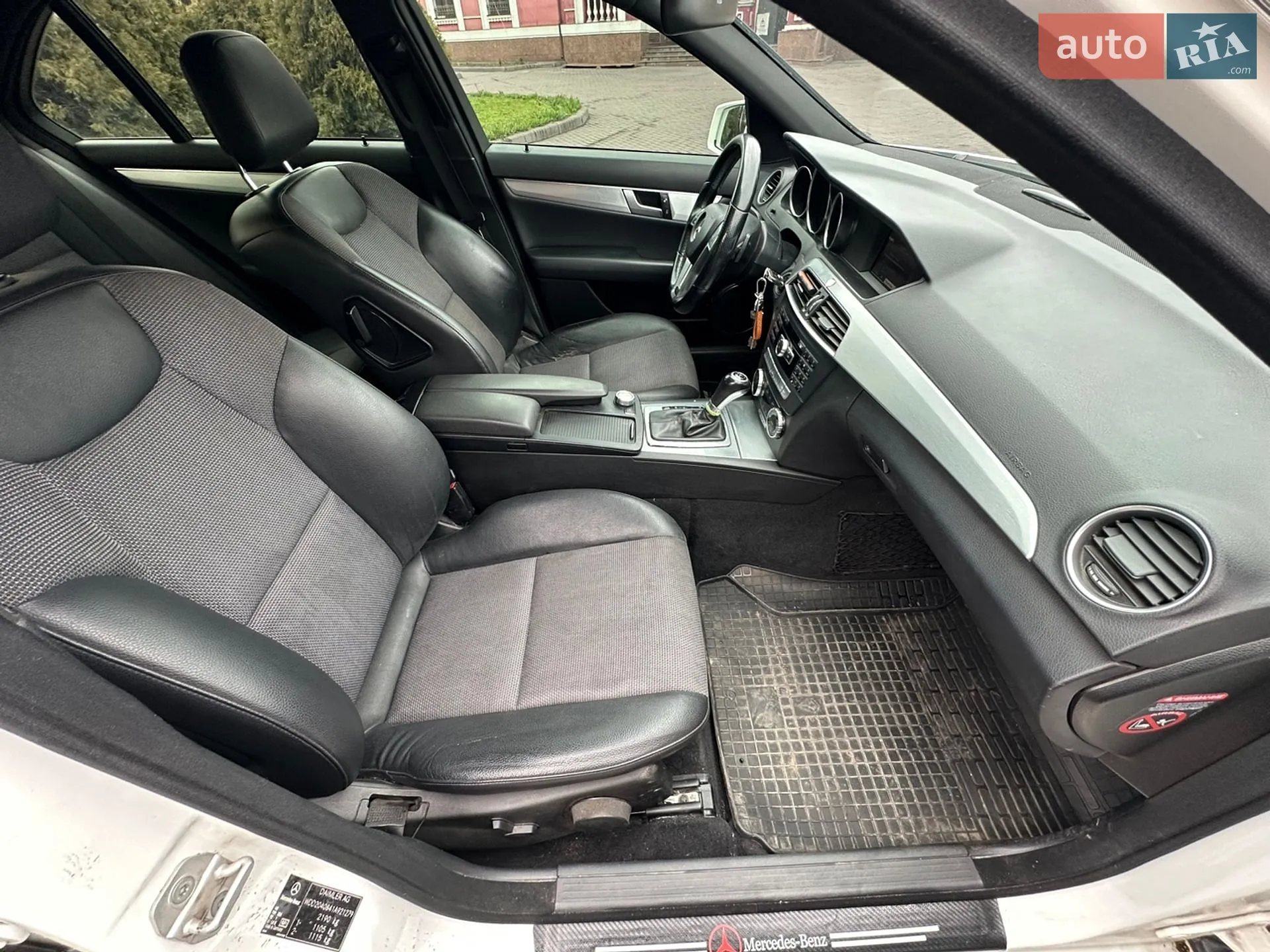 2013 Mercedes-Benz C-klasse - мініатюра 24