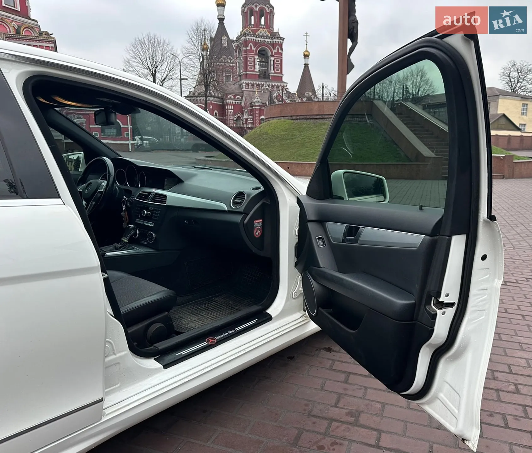 Mercedes-Benz C-Class 2013 VIN WDD2040841A921279 фото оголошення 25 з 35