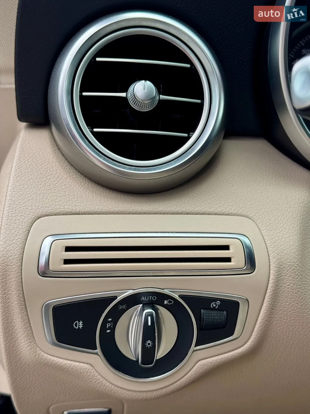 2018 Mercedes-Benz C-klasse - мініатюра 35