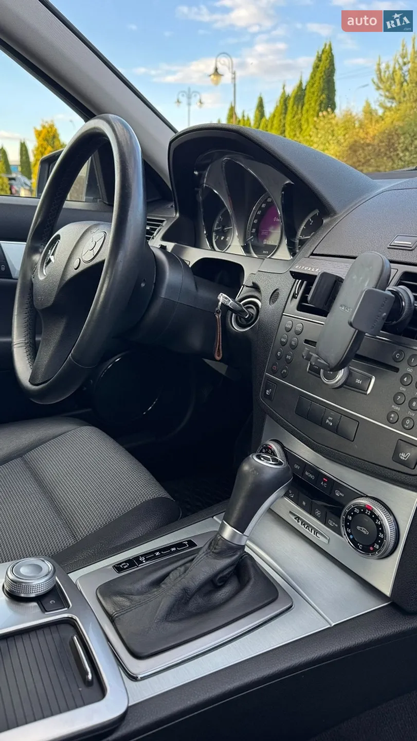 2010 Mercedes-Benz C-klasse - мініатюра 18
