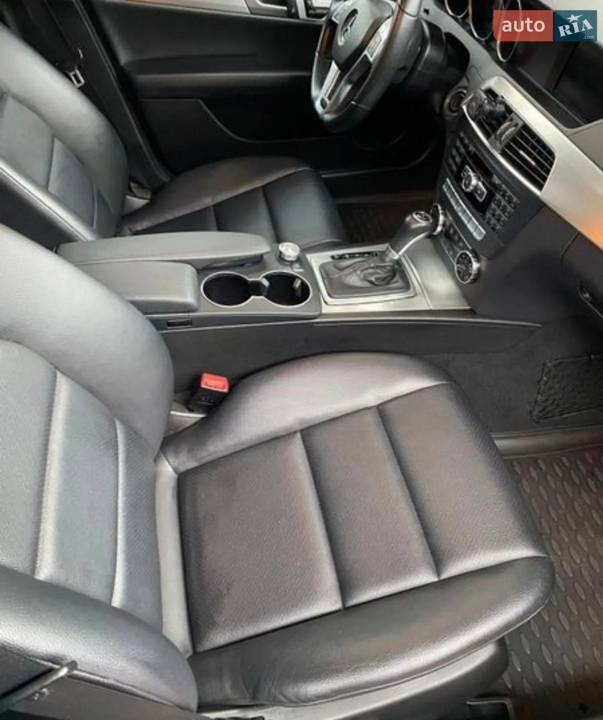 2012 Mercedes-Benz C-klasse - мініатюра 31