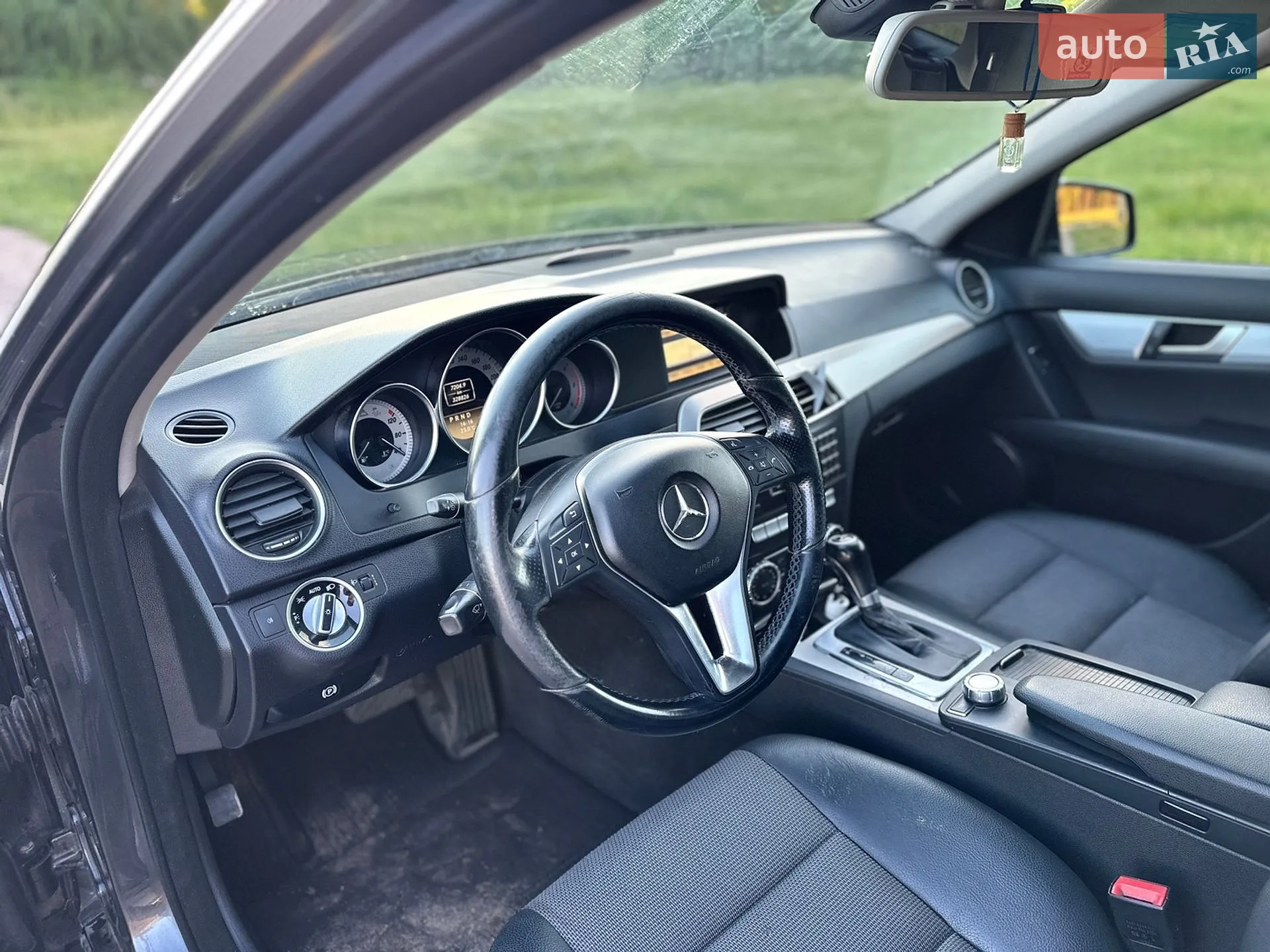 2011 Mercedes-Benz C-klasse - мініатюра 10