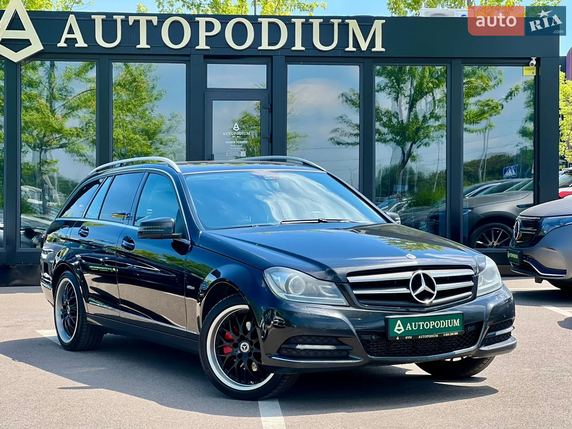 Mercedes-Benz C Class 2012 VIN WDD2042021F932950 фото оголошення 2 з 49