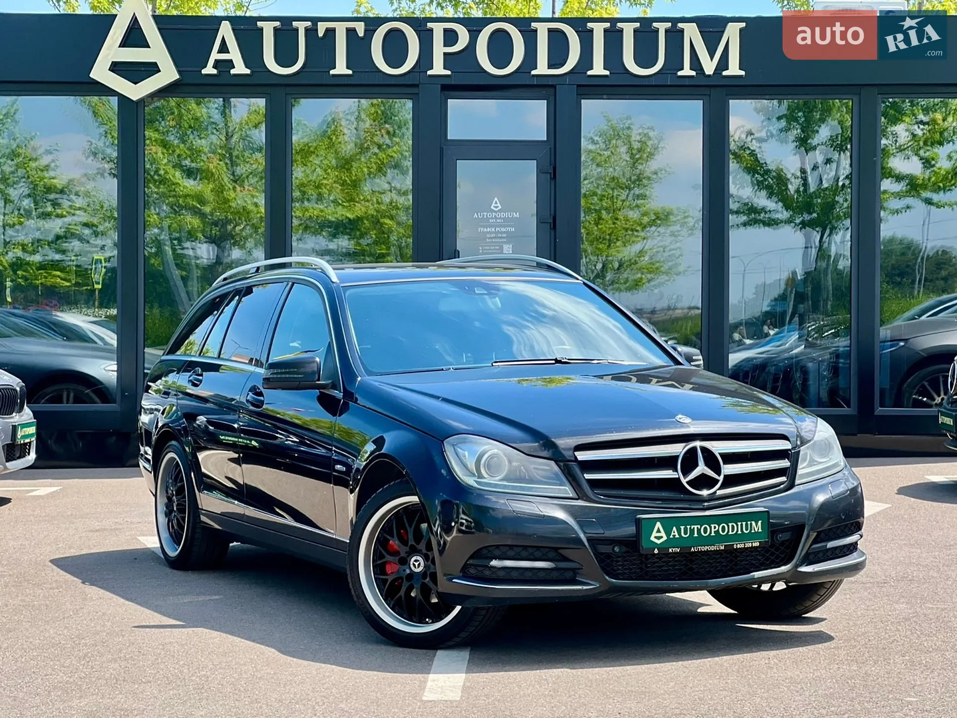 Mercedes-Benz C Class 2012 VIN WDD2042021F932950 фото оголошення 3 з 49