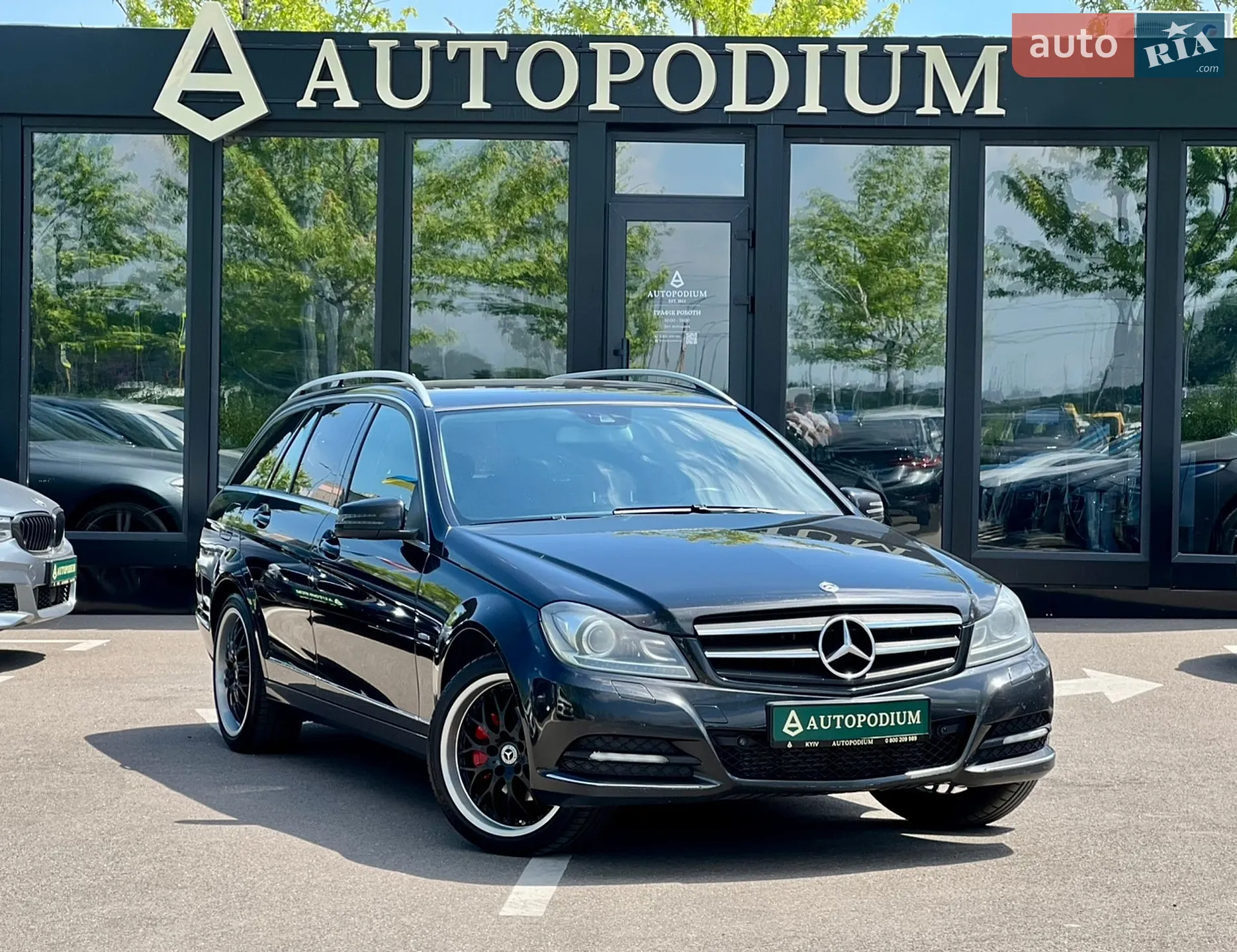 Mercedes-Benz C Class 2012 VIN WDD2042021F932950 фото оголошення 4 з 49