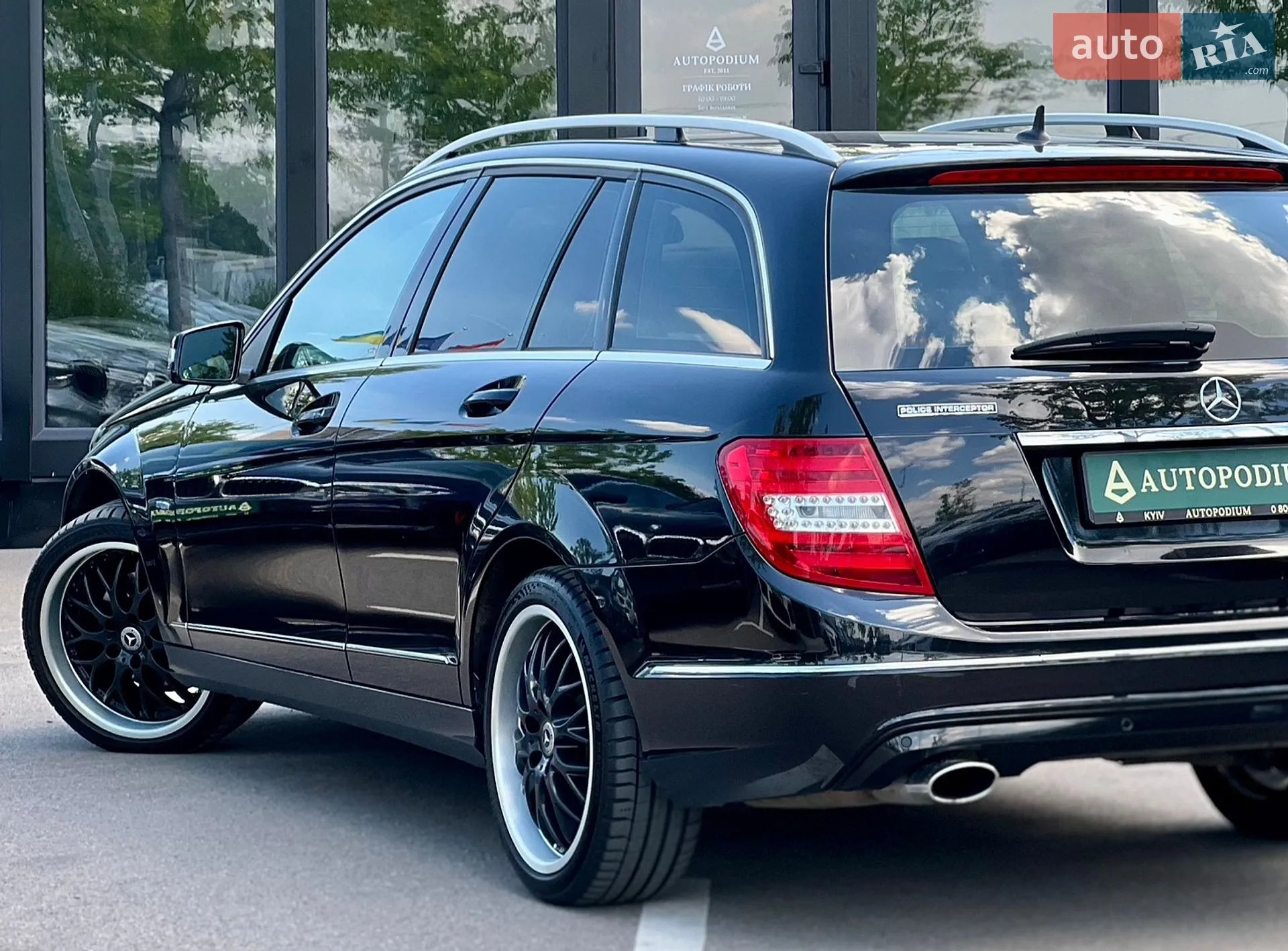 Mercedes-Benz C Class 2012 VIN WDD2042021F932950 фото оголошення 13 з 49