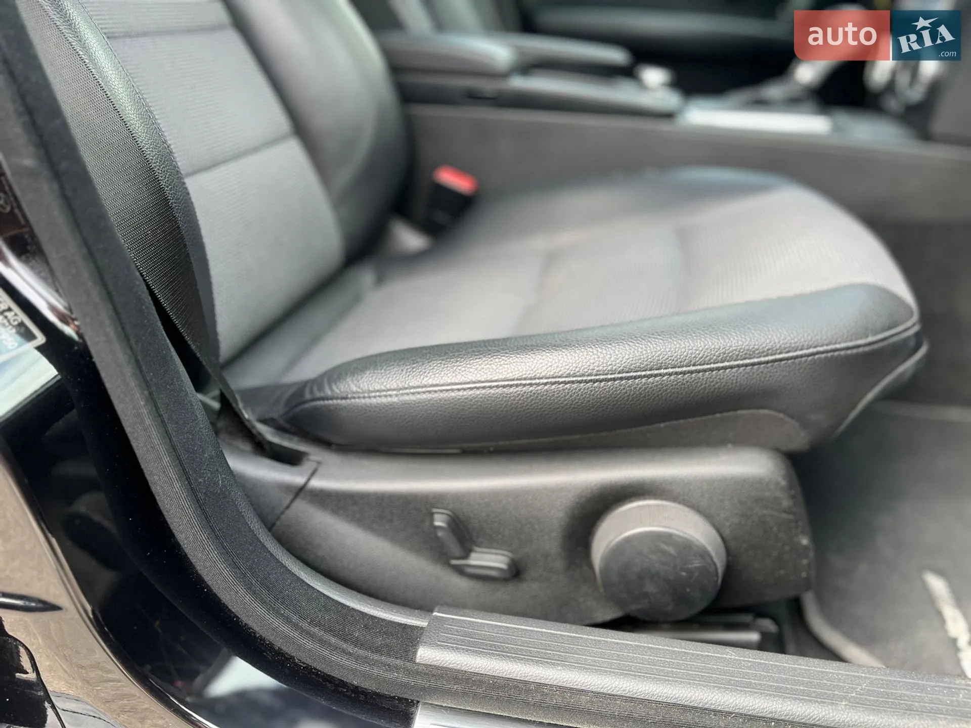 Mercedes-Benz C Class 2012 VIN WDD2042021F932950 фото оголошення 47 з 49