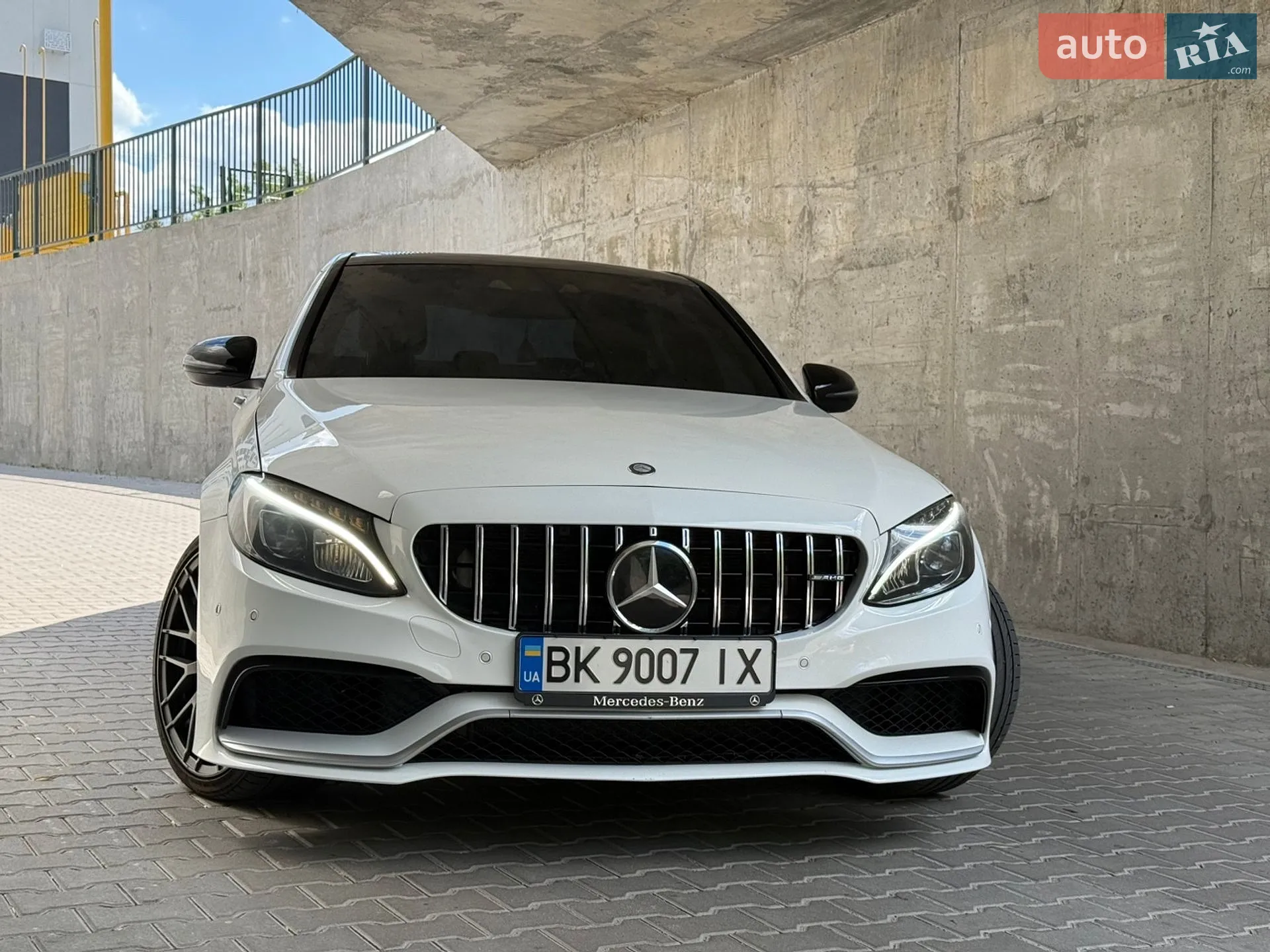 Mercedes-Benz C Class 2015 VIN WDDWF0KB0GF257325 фото оголошення 20 з 37